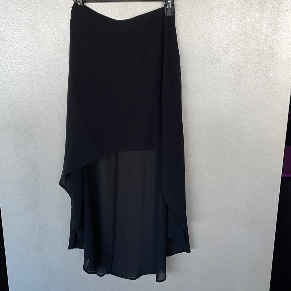 High low flowy black skirt